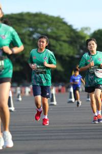 BIB: 
                            <button type="button" onclick="openModal(5173106)" class="btn btn-primary btn-sm float-right btn-popup" data-toggle="modal" data-target=".modal-high-quality">
                        <i class="fas fa-shopping-cart"></i> Add to Cart
                    </button>
                                            <button type="button" onclick="isThisMe(5173106, true)" class="btn btn-success btn-sm float-right btn-popup btn-isme hidden" data-toggle="tooltip" data-placement="bottom" title="นี่คือรูปของคุณใช่ไหม คลิกที่นี่เพื่อเอาเข้าอัลบั้ม">
                        <i class="fas fa-plus"></i> Add to album
                    </button>
                    <button type="button" onclick="isThisMe(5173106, false)" class="btn btn-warning btn-sm float-right btn-popup btn-isnotme hidden">
                        <i class="fas fa-ban"></i> Remove from album
                    </button>